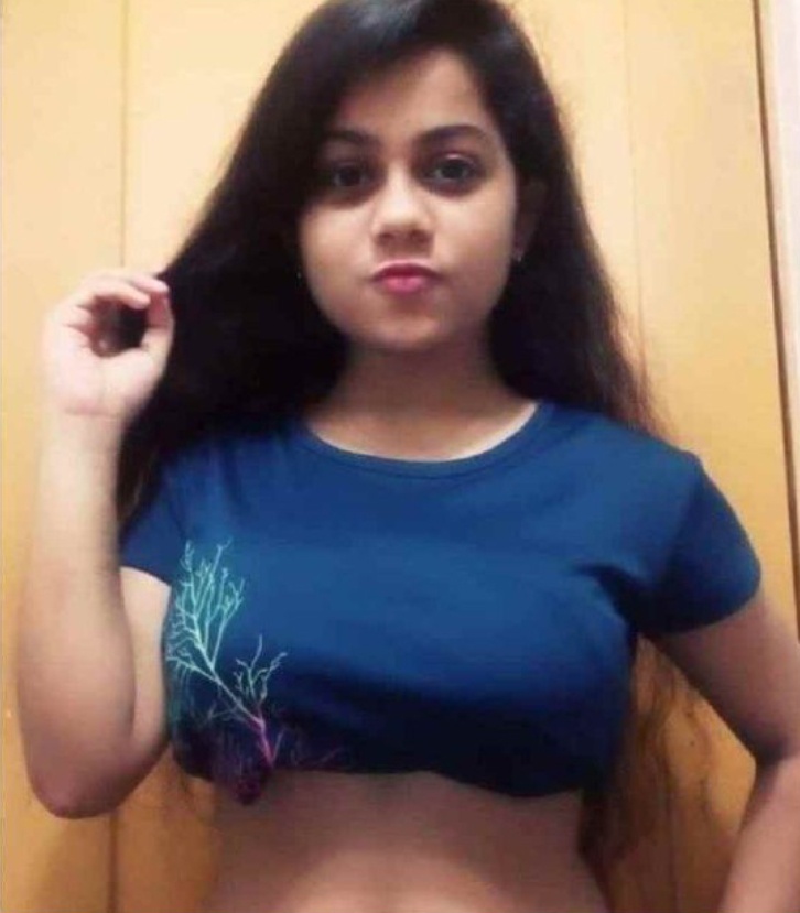 Bangladesi girl_MdiskVideo_1660dd888e519e.jpg